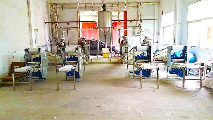 祁東縣富達(dá)機(jī)械廠,祁東富達(dá)機(jī)械廠,富達(dá)機(jī)械,多功能粉絲粉條機(jī),淀粉加工設(shè)備,米面機(jī)械,割粉條機(jī)哪家好