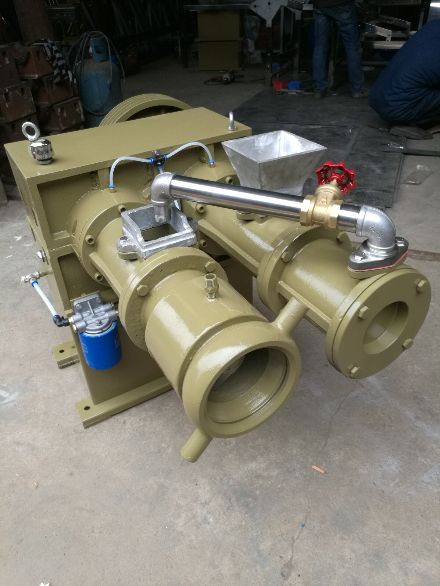 祁東縣富達機械廠,祁東富達機械廠,富達機械,多功能粉絲粉條機,淀粉加工設(shè)備,米面機械,割粉條機哪家好